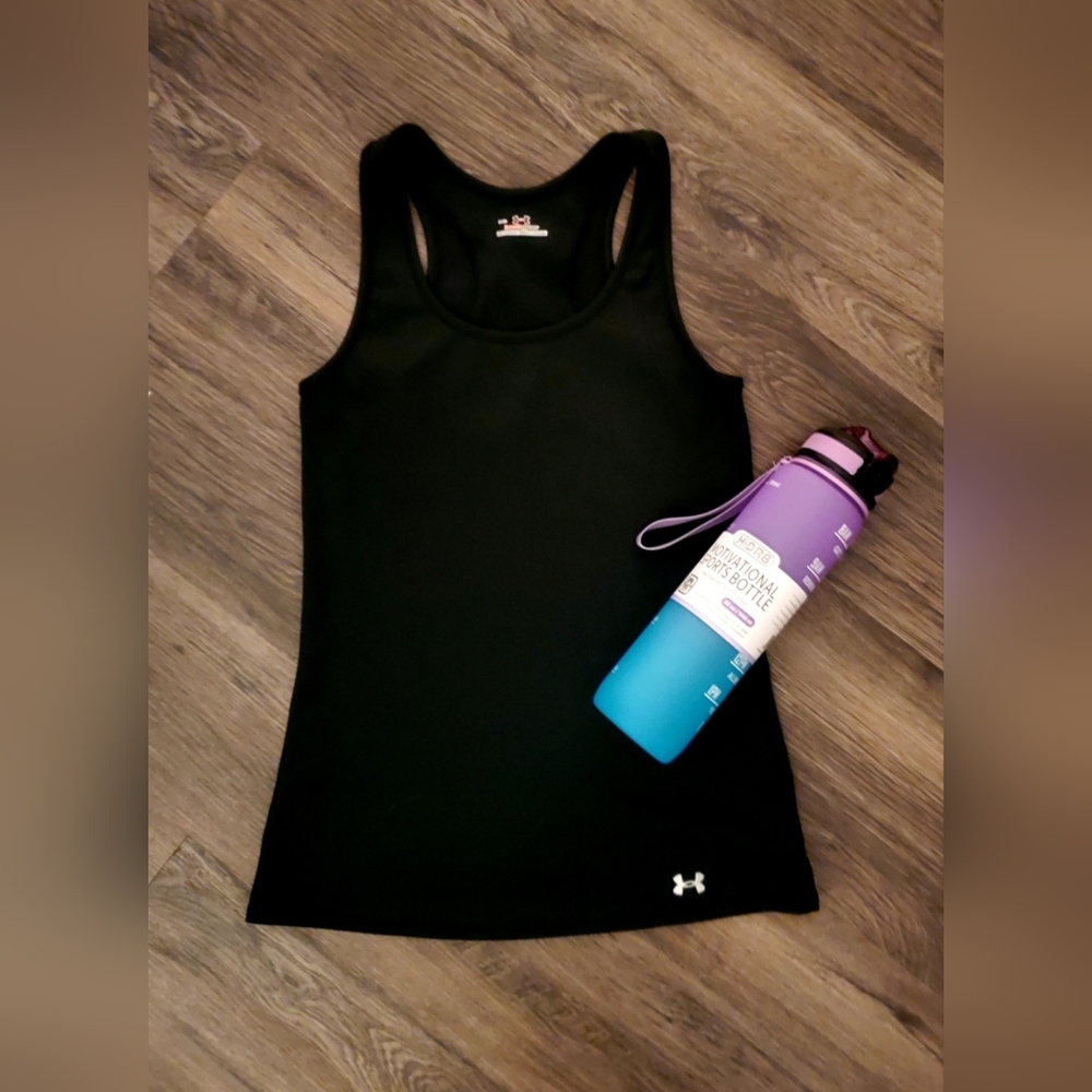Under Armour Jet Black Athletic Tank Size M & NWT Inspiration Water Bottle